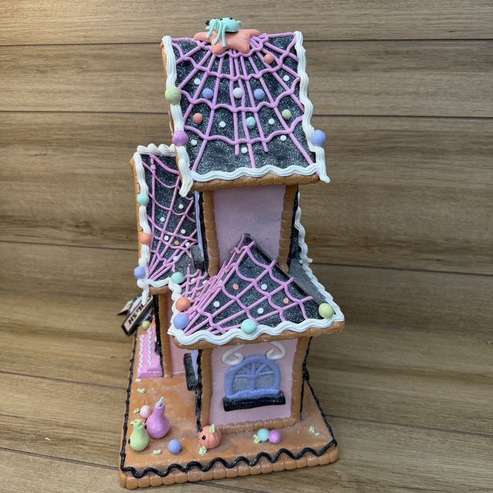 Ghoulish Garden HALLOWEEN Gingerbread Haunted House Lighted Pink Decor READ - Picture 8 of 10